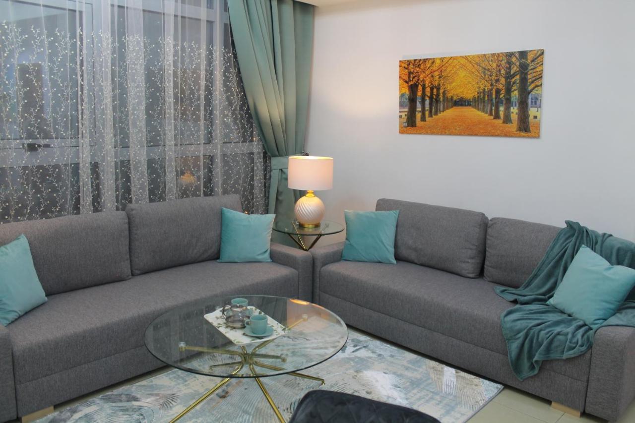 Newly Furnished One Bedroom Apartment Next To Metro & Beach In Marina Residence 두바이 외부 사진