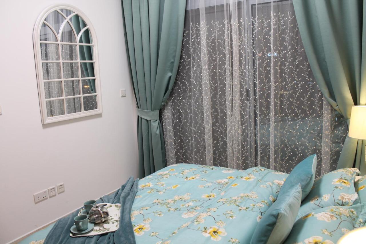 Newly Furnished One Bedroom Apartment Next To Metro & Beach In Marina Residence 두바이 외부 사진