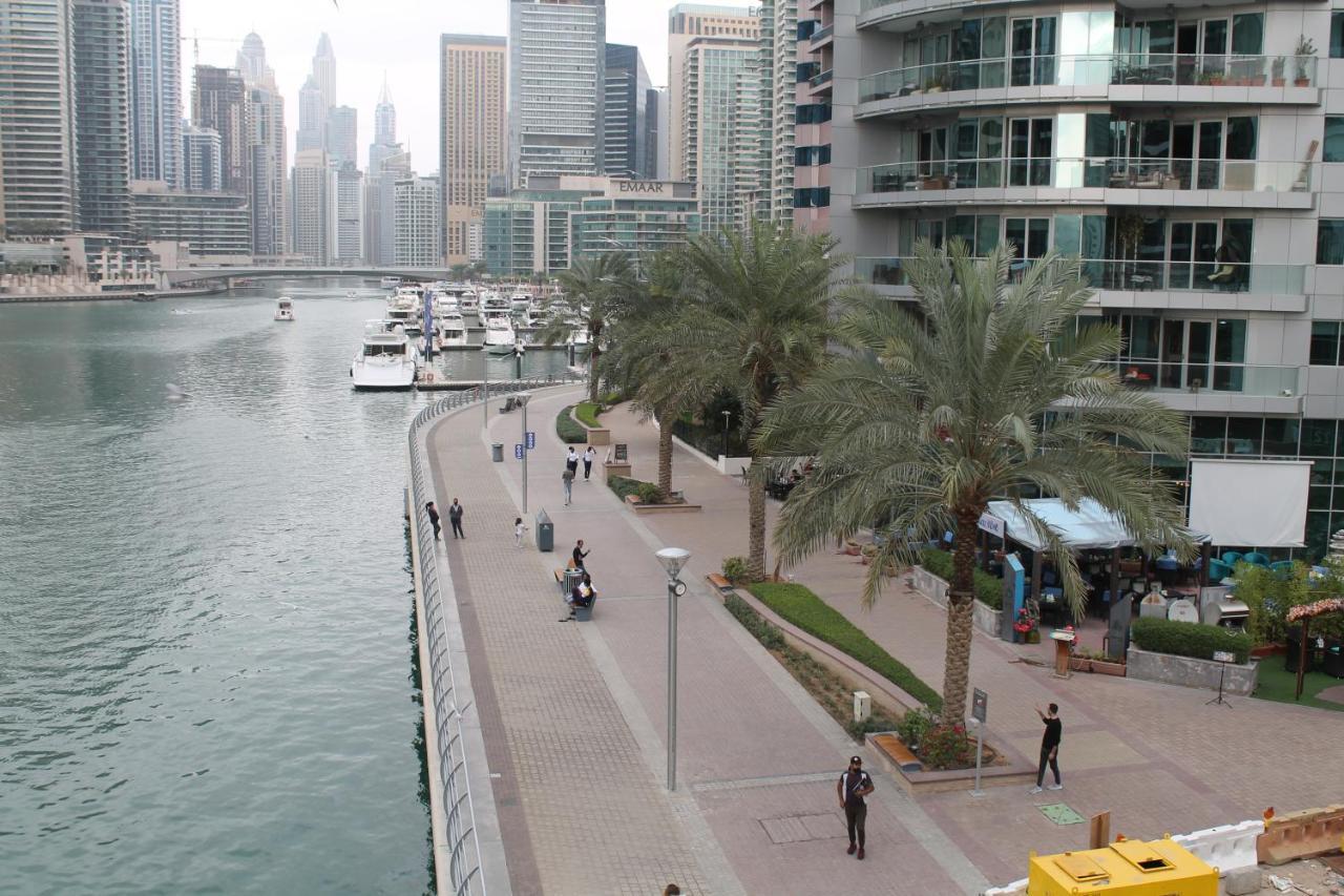 Newly Furnished One Bedroom Apartment Next To Metro & Beach In Marina Residence 두바이 외부 사진